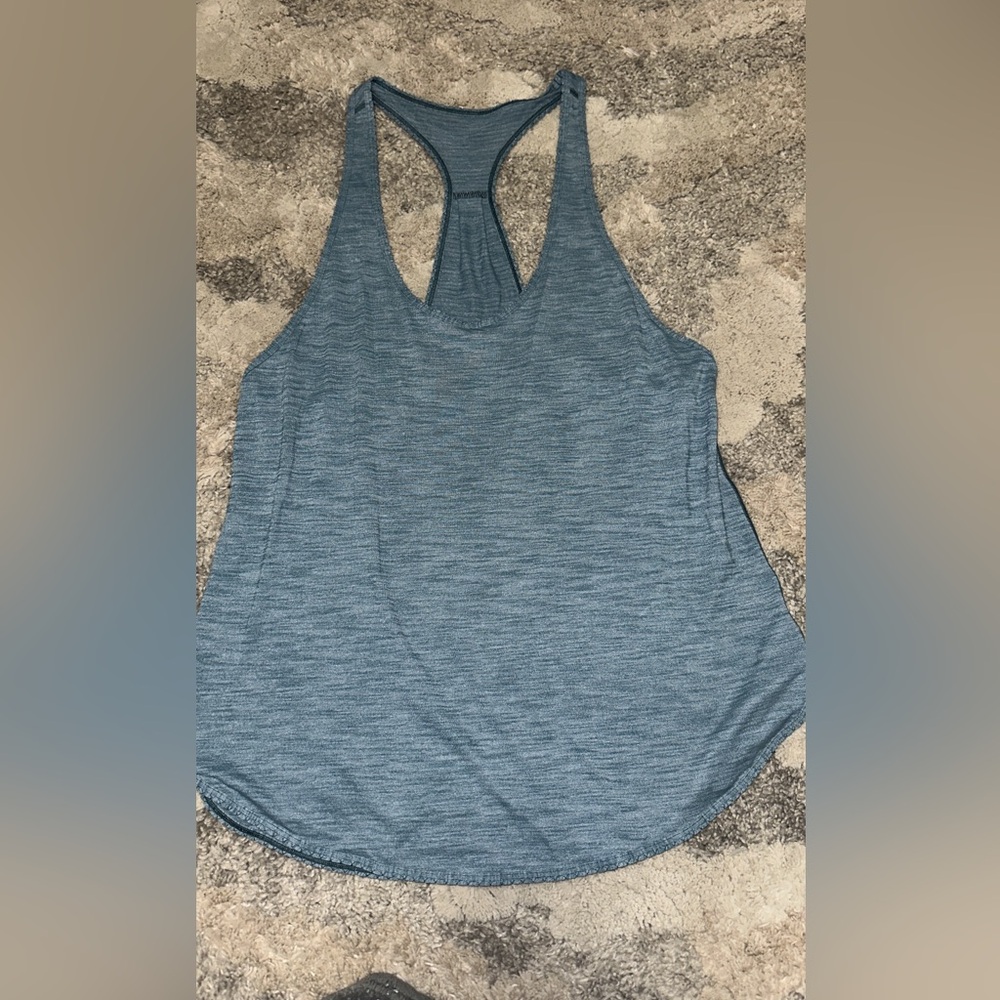 Lululemon tank